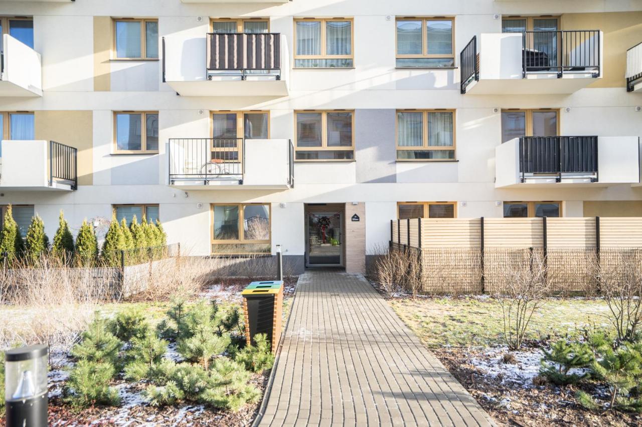 Bizapartments - Modern Flats With Parking Warsaw Exterior photo